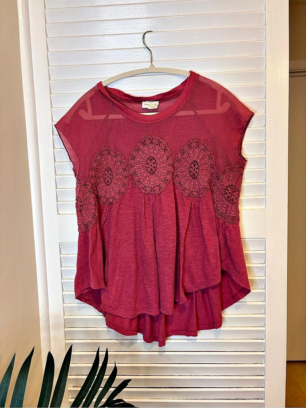 Anthropologie Meadow Rue Pink Lace Mesh Top Size XS Cottagecore Romantic